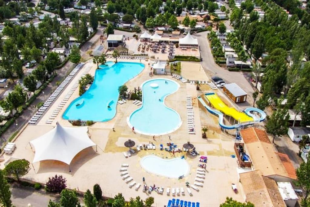 Holiday home Mobil-home Ja 68 A - La Carabasse - Siblu Avec Piscine